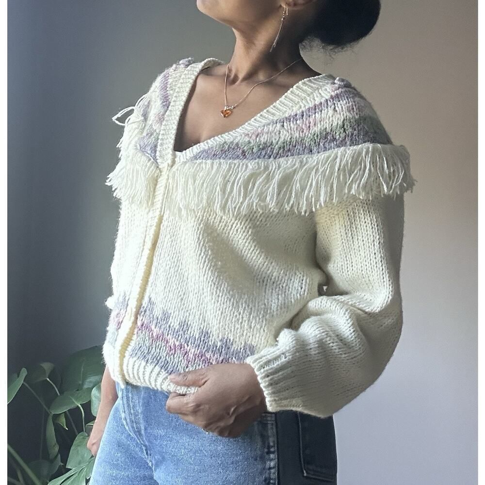 Vintage Ashley S.‎ Fringe Cardigan Sweater Embroidered Floral Women’s Medium